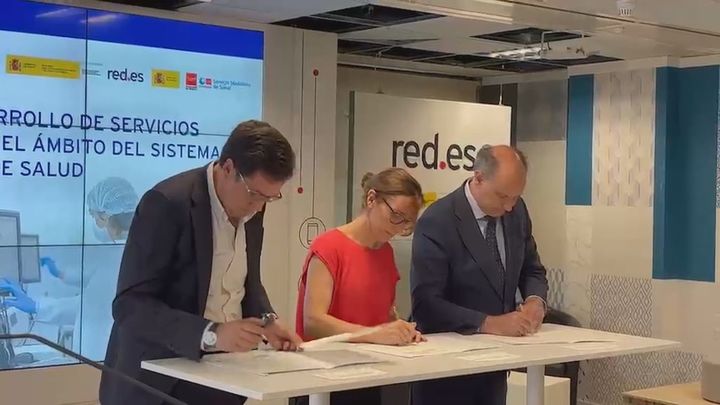 Madrid firma un convenio con el Gobierno central para incorporar la Inteligencia Artificial en la sanidad pública