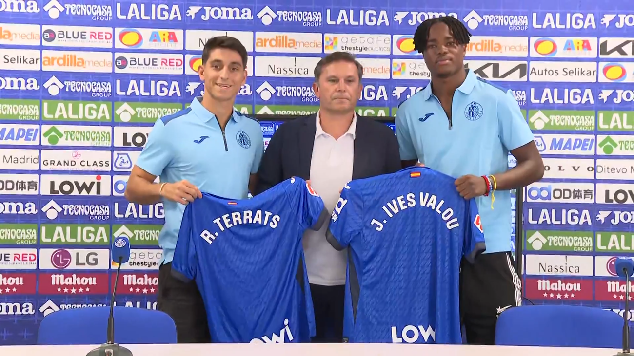 El Getafe presenta a Terrats y Valou