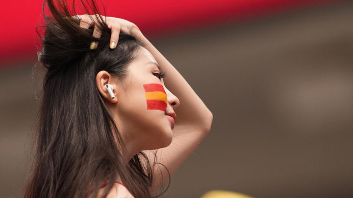 La marea Roja pinta Los Ángeles de gala