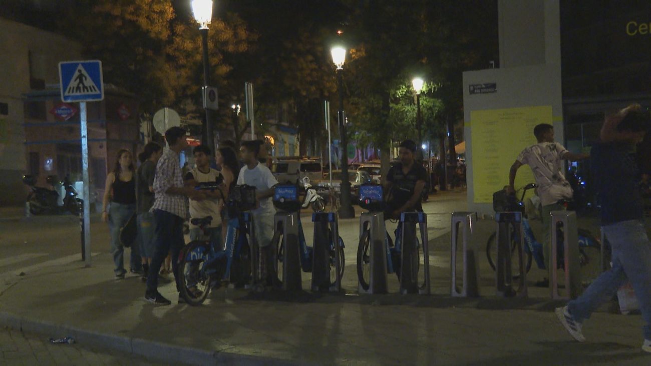 Los vecinos de Lavapiés, desesperados ante el aumento de agresiones y robos en la zona