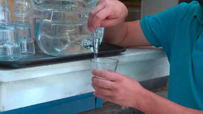 El Mundial cambia los hábitos de Madrid: el consumo de agua se dispara hasta un 30% durante las pausas de hidratación de España