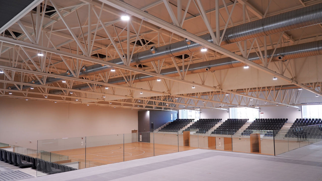 Finalizan las obras del polideportivo de Las Rosas, en San Blas-Canillejas