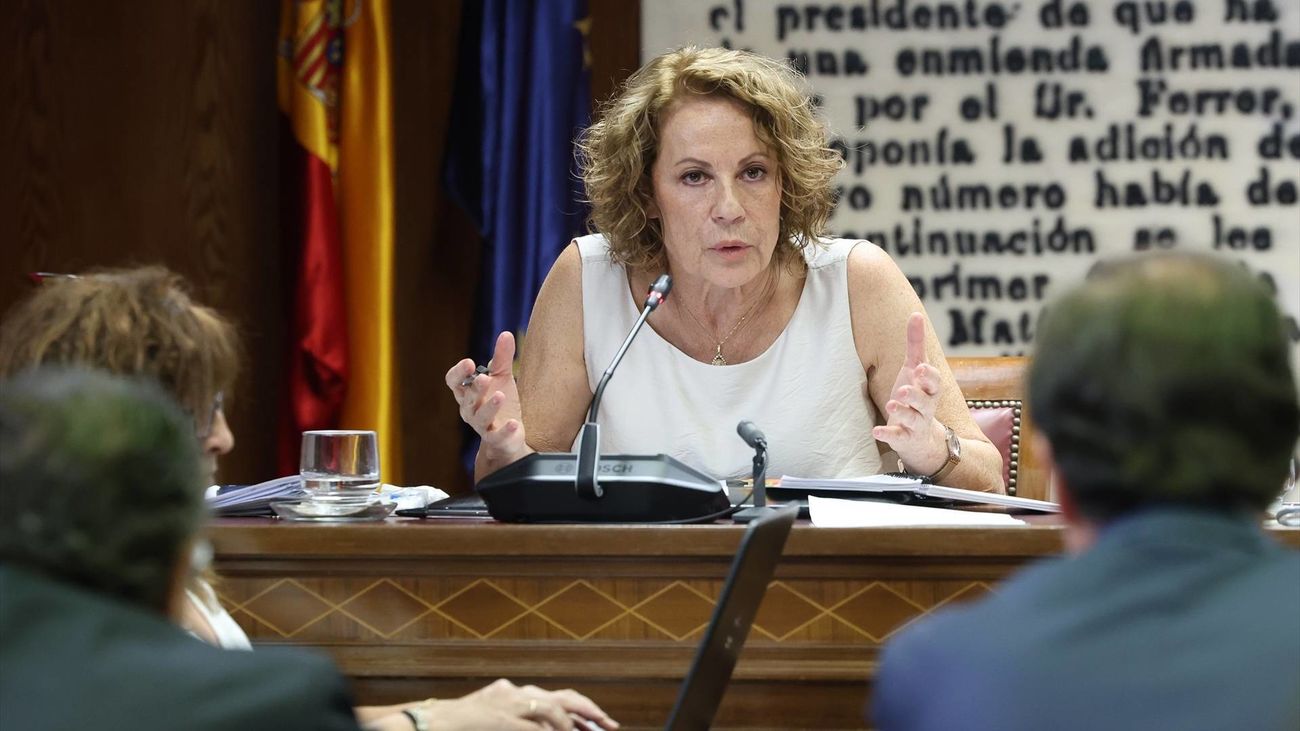 La exdirectora de la Agencia Tributaria niega que su salida esté relacionada con la inspección a Zapatero y admite un "lamentable error"