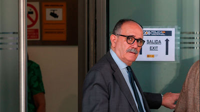 El exabogado de Ábalos asegura que Leire Díez le ofreció pagar la defensa del exministro a través de una empresa