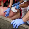 Los Miura cumplen con un encierro peligroso y limpio, con 8 heridos por contusiones