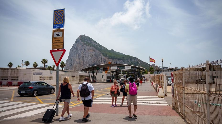 La UE y Reino Unido firman un acuerdo histórico sobre Gibraltar que pone los días contados a la verja
