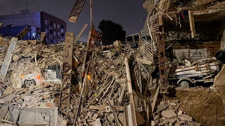 Colapsa un edificio de tres plantas en Benetússer, Valencia, sin causar heridos