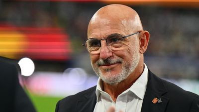 Final con el sello de Luis de la Fuente