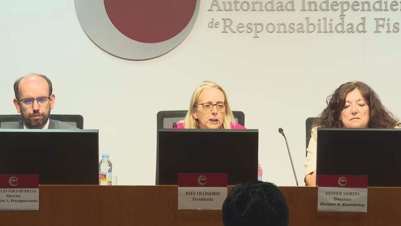 La Airef mejora la previsión de crecimiento pero reduce el margen para cumplir los objetivos del plan fiscal