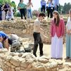 Leonor y Sofía visitan en Ampurias su importante yacimiento grecorromano
