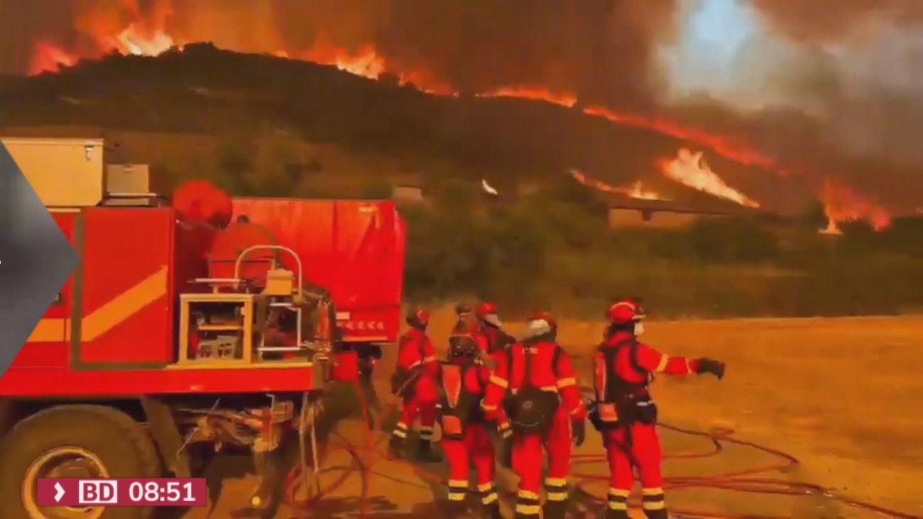Cuatro pueblos evacuados en Zaragoza por un incendio forestal que puso en peligro a los bomberos que trabajan en la zona