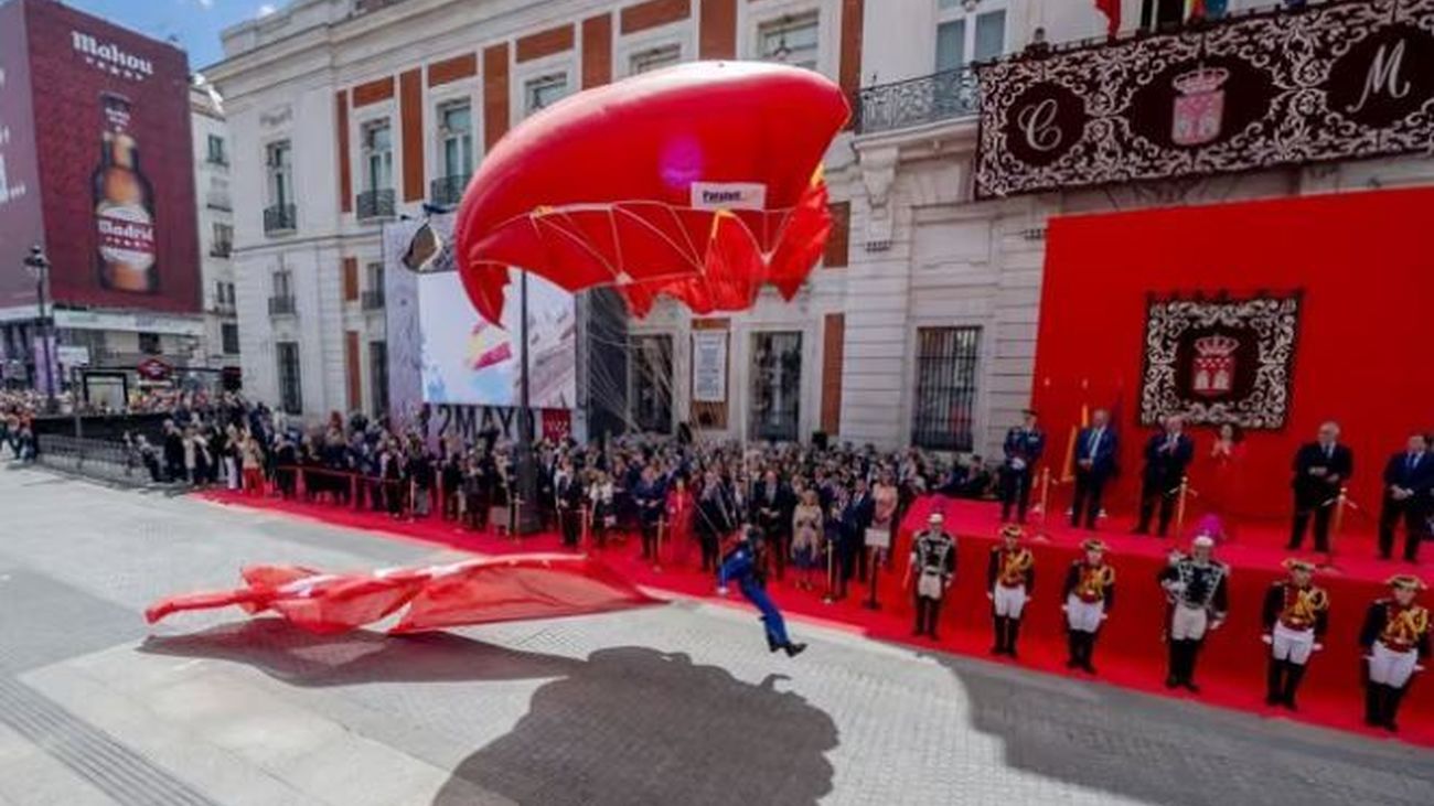 Acto militar en la celebración del 2 de Mayo de 2024