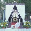Los altares vecinales de San Lorenzo de El Escorial vuelven a ser protagonistas en las fiestas del Carmen