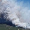 El incendio de Lozoyuela ha quemado ya más de 700 hectáreas y preocupa su expansión por el viento