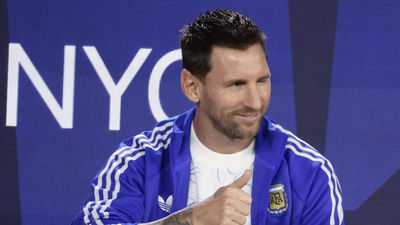 Leo Messi: "España tienen grandísimos jugadores"