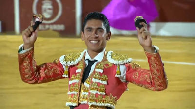 La faena con la que cortó dos orejas Héctor Gutiérrez en Alalpardo