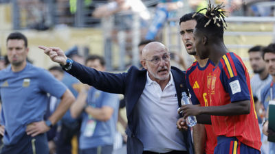 Luis de la Fuente, el 'padre' de una familia que es campeona del mundo
