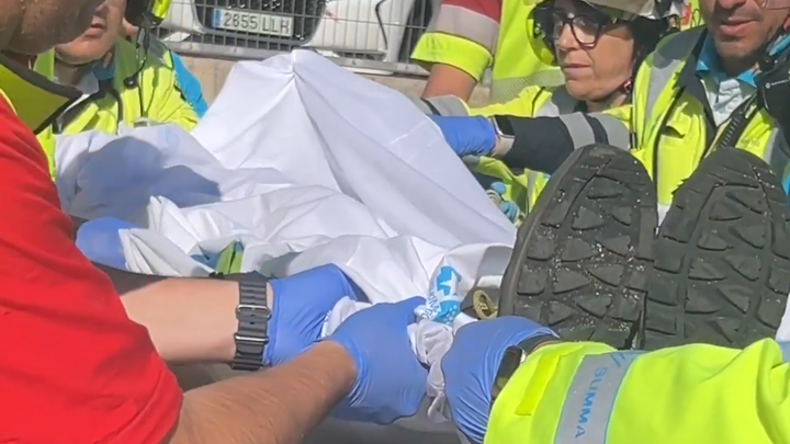 Grave un trabajador en Becerril de la Sierra con quemaduras químicas por sosa cáustica