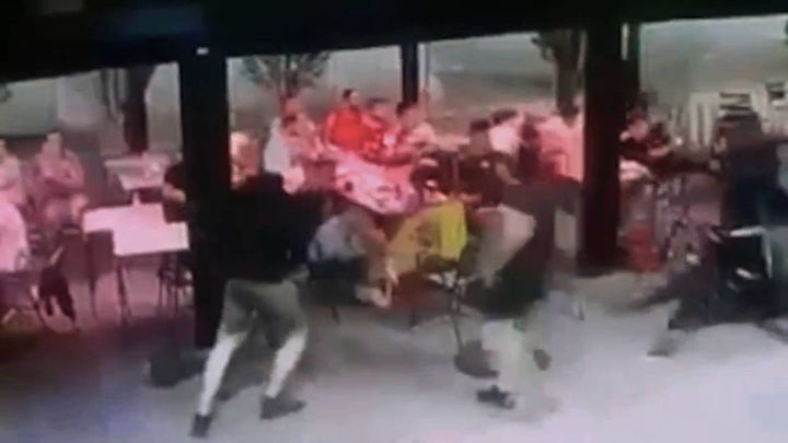 Brutal ataque de un grupo de encapuchados a militares que veían la final del Mundial en un bar de Berriozar