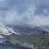 El incendio de Guadalajara frena su avance a Soria y se empieza a ver "la luz más allá del humo"