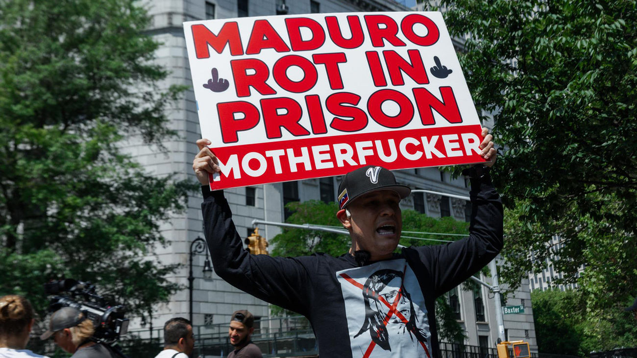 El juez propone el 1 de junio de 2027 para el inicio del juicio contra Maduro y su mujer