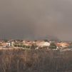 El incendio declarado en Villa del Prado obliga a evacuar a los vecinos de Aldea del Fresno