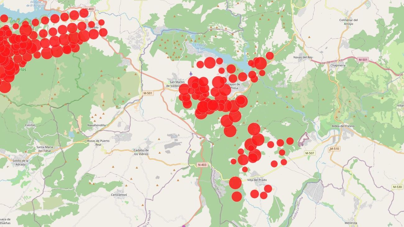 Los incendios en Madrid se unen en un solo frente y se complican las labores de extinción