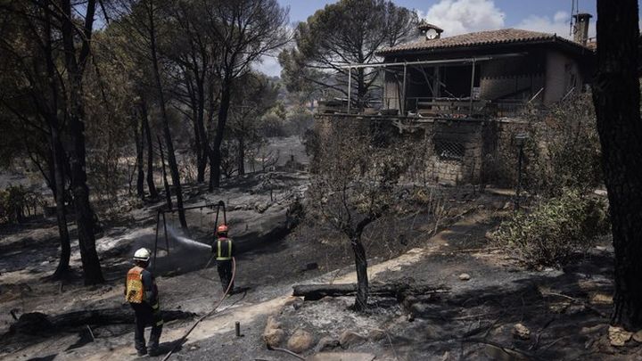 Vivienda y terreno afectado por el incendio forestal de la Sierra Oeste de Madrid en julio de 2026