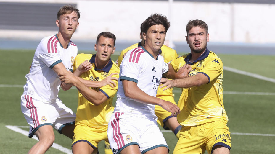 Mourinho se estrena con victoria ante el Alcorcón