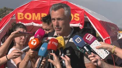 Carlos Novillo: "El incendio está en su momento álgido y fuera de capacidad de extinción"