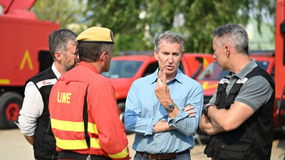 Feijóo llama a la unión para combatir el incendio: "Tenemos que seguir todos juntos, sin excepción"
