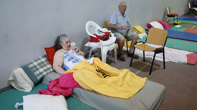 Más de 1.300 atenciones sanitarias a los afectados por el incendio en la sierra oeste de Madrid