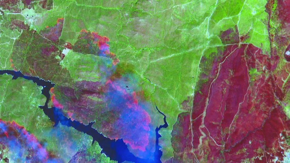 Satélites y drones, los ojos de los bomberos en los incendios forestales