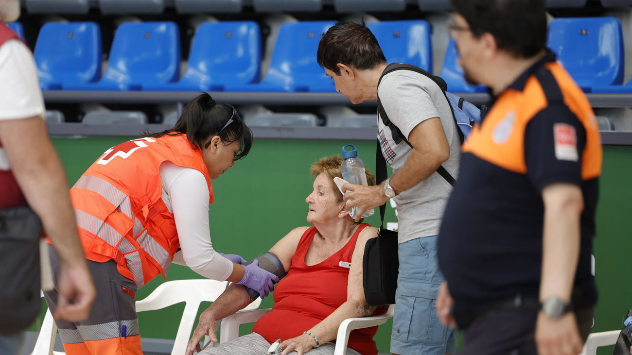Madrid habilita un teléfono de orientación sanitaria para afectados por el incendio