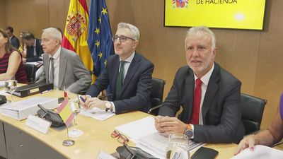 Hacienda aplaza a septiembre la reunión con las comunidades para abordar la financiación
