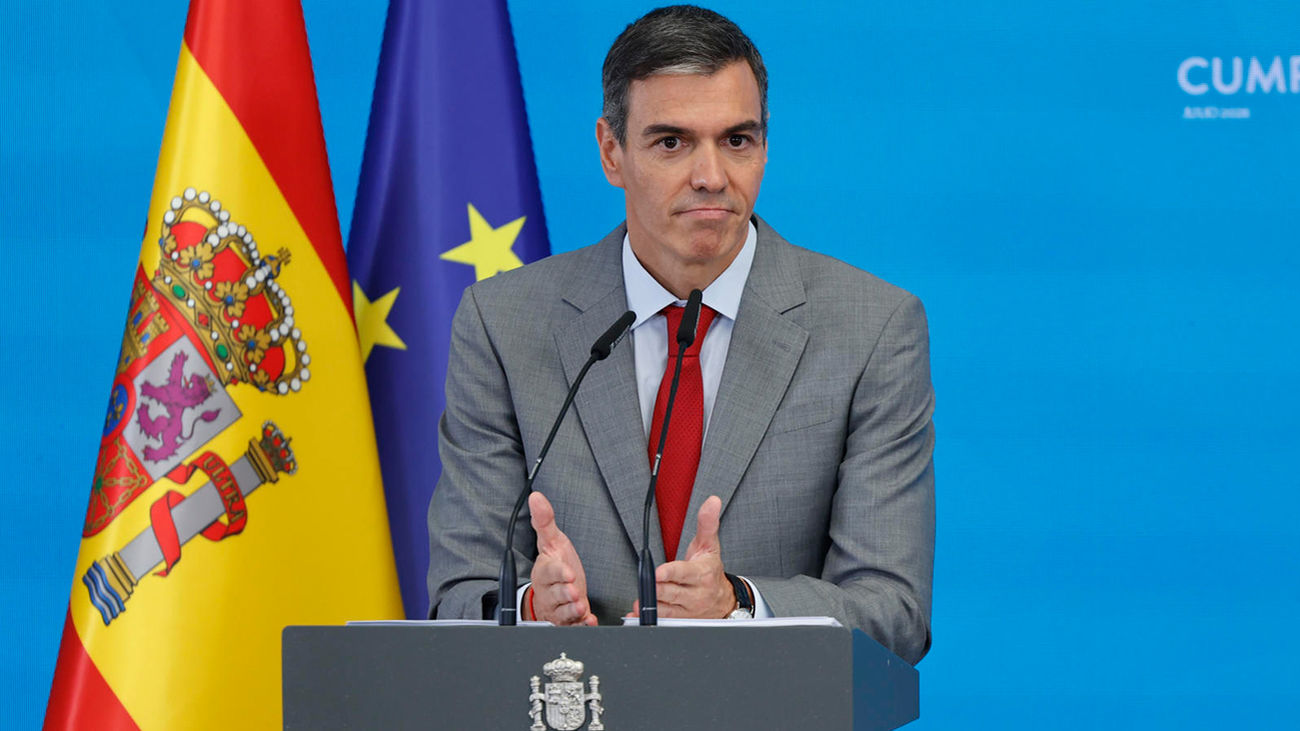Sánchez defiende a su mujer,  su hermano y a Zapatero frente a lo que considera "causas políticas"