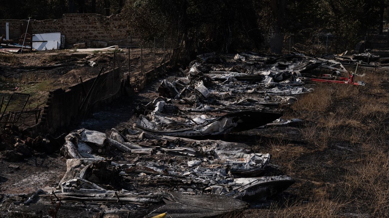 “Ruina total” en el Pantano de San Juan: “Miles de recuerdos se han ido con el fuego”