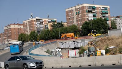 La A-5 recupera el trazado recto tras la eliminación del bypass de Batán