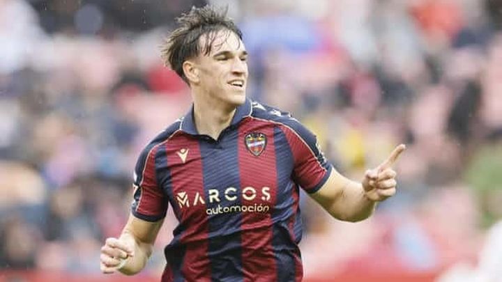 El Real Madrid se interesa por Carlos Espí