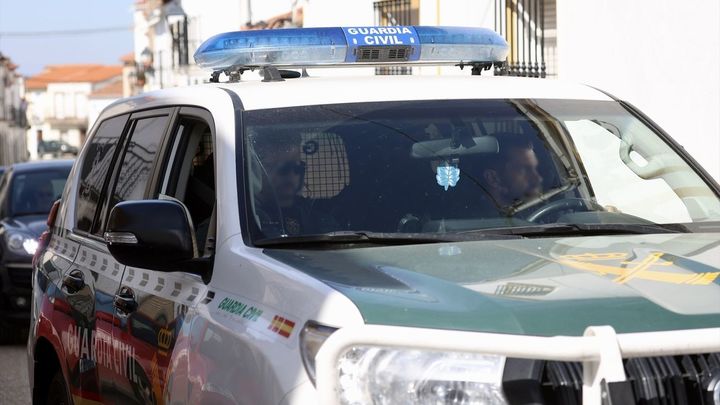 Detenido por presuntos robos en vehículos en Majadahonda utilizando un inhibidor de frecuencia