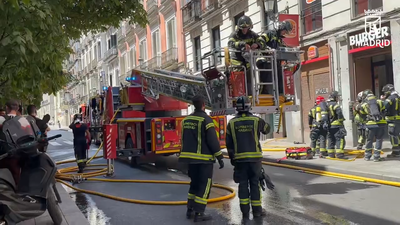 Extinguido un incendio sin heridos en una hamburguesería de la calle Atocha