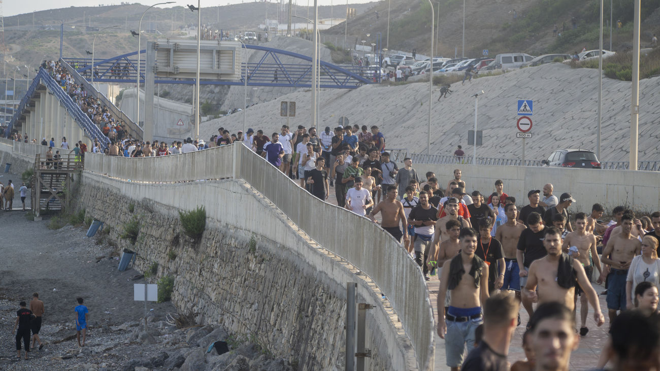 David Gómez, portavoz de Jucil Ceuta: "La Policía marroquí no hizo nada por impedir que la gente cruzara la frontera"