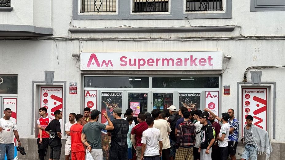 Se pide a los comercios de Ceuta a pie de calle que cierren por no poder garantizar la seguridad