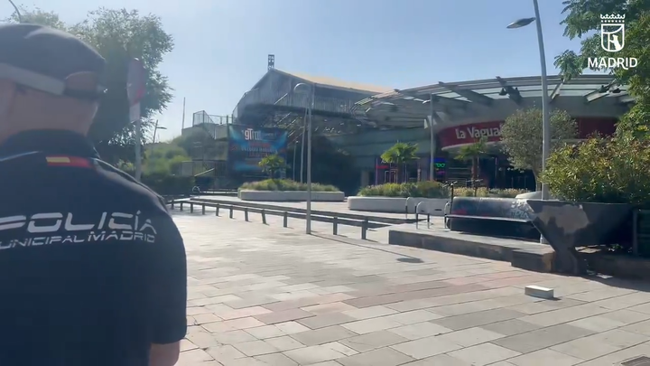 Controlado y extinguido un incendio declarado en  la planta 0 del centro comercial La Vaguada