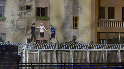 Reabren la frontera de Melilla tras 36 horas de cierre por la crisis migratoria