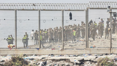 Veintidós países de la UE señalan la regularización de España como "factor de atracción" en la crisis de Ceuta