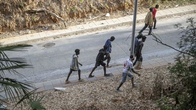 Ceuta calcula que aún quedan entre 3.000 y 5.000 migrantes tras las entradas masivas