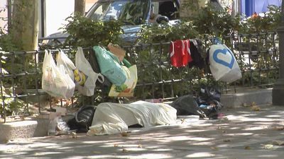 El bulevar del miedo en Puente de Vallecas: vecinos atrapados entre peleas, suciedad y drogas