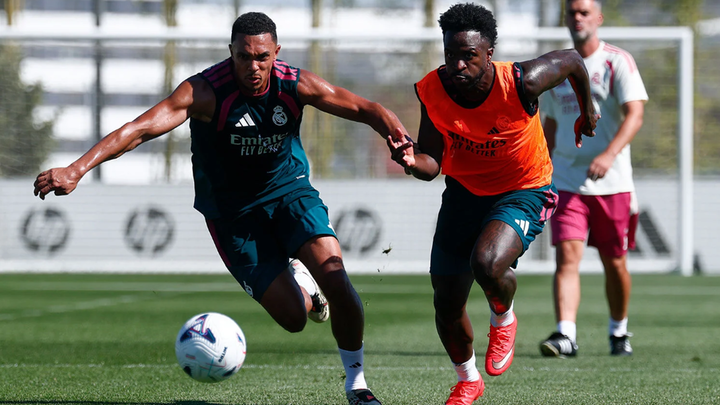 Vinicius Jr. y Mastantuono, atención en Valdebebas