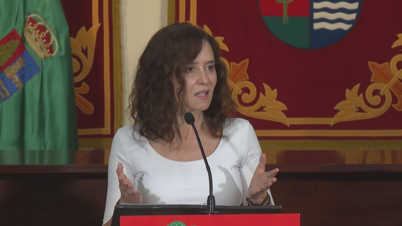 Ayuso exige la devolución de los menores llegados a Ceuta:  "Lo lógico es que vuelvan a sus casas"